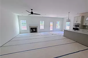 2512 Spring Valley Rd, Fayetteville, NC 28303 - Photo 6