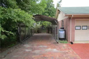 615 Galloway Dr, Fayetteville, NC 28303 - Photo 2