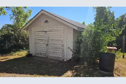 1801 Carthage Street, Sanford, NC 27330 - Photo 32