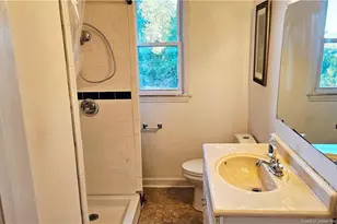 1801 Carthage St, Sanford, NC 27330 - Photo 18