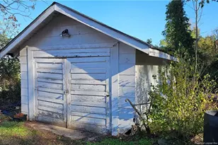 1801 Carthage St, Sanford, NC 27330 - Photo 32