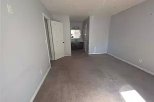 5700 Nassau Dr, Fayetteville, NC 28314 - Photo 24