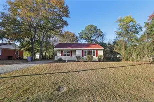 5108 Walnut Dr, Fayetteville, NC 28304 - Photo 1