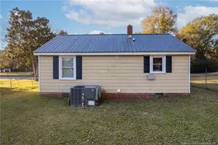 407 S Little Ave, Dunn, NC 28334 - Photo 24