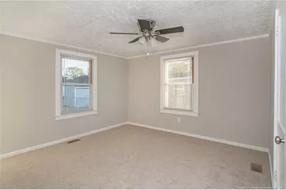 407 S Little Avenue, Dunn, NC 28334 - Photo 16
