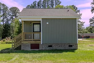 1075A Pine St, Pembroke, NC 28372 - Photo 2