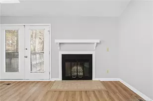 1210 Huntsman Ct, Fayetteville, NC 28303 - Photo 6