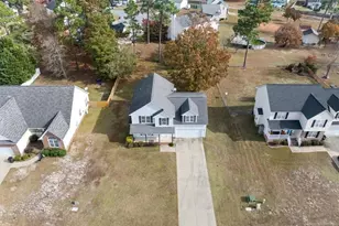 311 Lenoir Dr, Spring Lake, NC 28390 - Photo 4