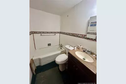 433 Cumberland Avenue, Raeford, NC 28376 - Photo 16