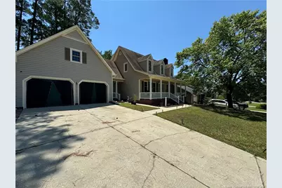 6105 Lakeway Drive, Fayetteville, NC 28306 - Photo 2