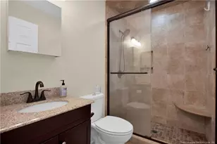 307 W 22nd St, Lumberton, NC 28358 - Photo 18