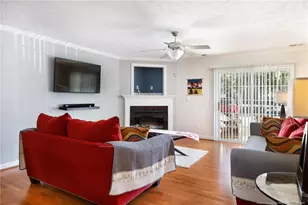 1751 Renwick Dr, Fayetteville, NC 28304 - Photo 10