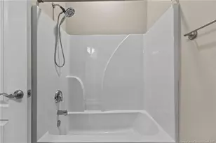 1922 Harcourt Cir, Fayetteville, NC 28304 - Photo 10