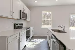 31 Mercer Wy, Spring Lake, NC 28390 - Photo 8