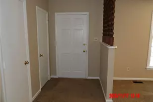 537 Deerpath Dr, Fayetteville, NC 28311 - Photo 2