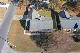 859 Flintwood Rd, Fayetteville, NC 28314 - Photo 2