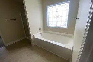 3557 Castlefield Ln, Fayetteville, NC 28306 - Photo 16