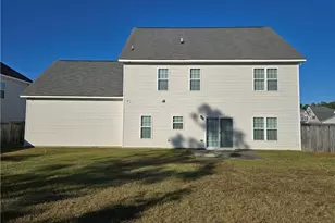 3557 Castlefield Ln, Fayetteville, NC 28306 - Photo 18