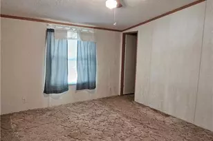 2156 Maxton St, Autryville, NC 28318 - Photo 18