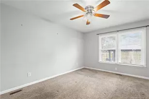 725 Mosswood Ln, Fayetteville, NC 28311 - Photo 12