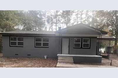 302 Keith Avenue, Raeford, NC 28376 - Photo 1