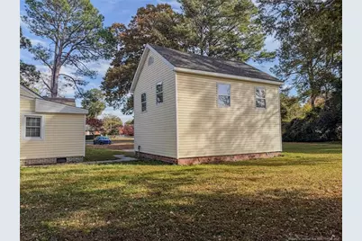1603 McMillan Avenue, Lumberton, NC 28358 - Photo 4