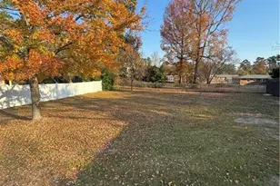 413 Jamestown Ave, Fayetteville, NC 28303 - Photo 2