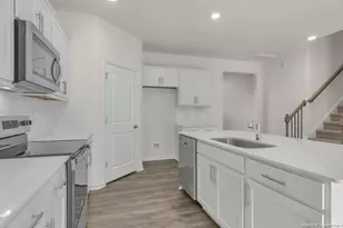 1001 Misty Creek Dr, Aberdeen, NC 28315 - Photo 6