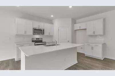 1001 Misty Creek Drive, Aberdeen, NC 28315 - Photo 8