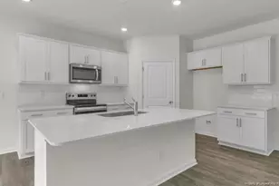 1001 Misty Creek Dr, Aberdeen, NC 28315 - Photo 8