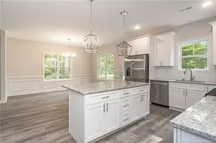 529 Walking Ln, Fayetteville, NC 28311 - Photo 16