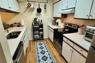 165 Springberry Ln, Chapel Hill, NC 27517 - Photo 8