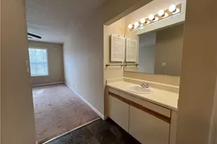 663 Bartons Landing Pl, Fayetteville, NC 28314 - Photo 8