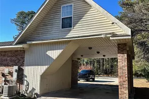 8618 72 Hwy, Lumberton, NC 28372 - Photo 6