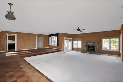 549 Rainforest Road, Hope Mills, NC 28348 - Photo 4