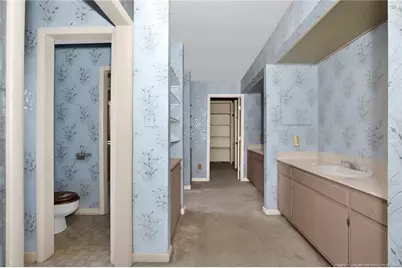 549 Rainforest Road, Hope Mills, NC 28348 - Photo 18