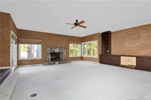 549 Rainforest Rd, Hope Mills, NC 28348 - Photo 2