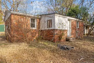 614 Hall St, Laurinburg, NC 28352 - Photo 36