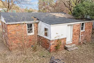 614 Hall St, Laurinburg, NC 28352 - Photo 2