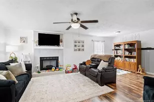 724 Glen Reilly Dr, Fayetteville, NC 28314 - Photo 6