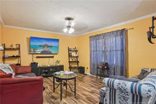 7039 Darnell St, Fayetteville, NC 28314 - Photo 6