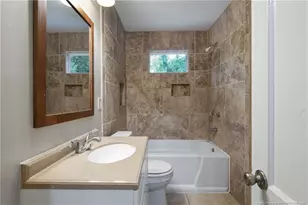 213 Sunset Ave, Fayetteville, NC 28301 - Photo 14