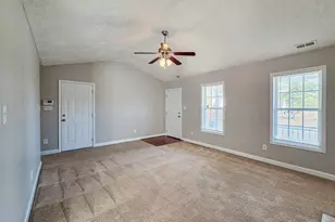 191 Wolfbridge Dr, Raeford, NC 28376 - Photo 4