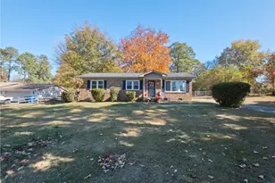 284 Channing Dr, Fayetteville, NC 28303 - Photo 2