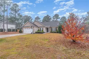 407 Basket Oak Dr, Bunnlevel, NC 28323 - Photo 2