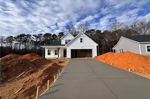 147 Michter St, Vass, NC 28394 - Photo 2