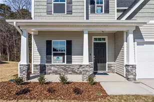 155 Michter St, Vass, NC 28394 - Photo 4