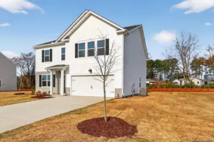 90 Discovery Wy, Spring Lake, NC 28390 - Photo 2