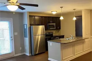 2539 Gardner Park Dr, Fayetteville, NC 28304 - Photo 4