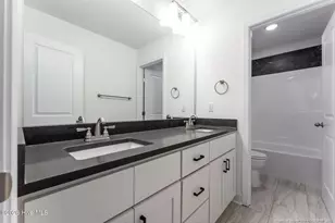 221 Telluride Ct, Aberdeen, NC 28315 - Photo 16